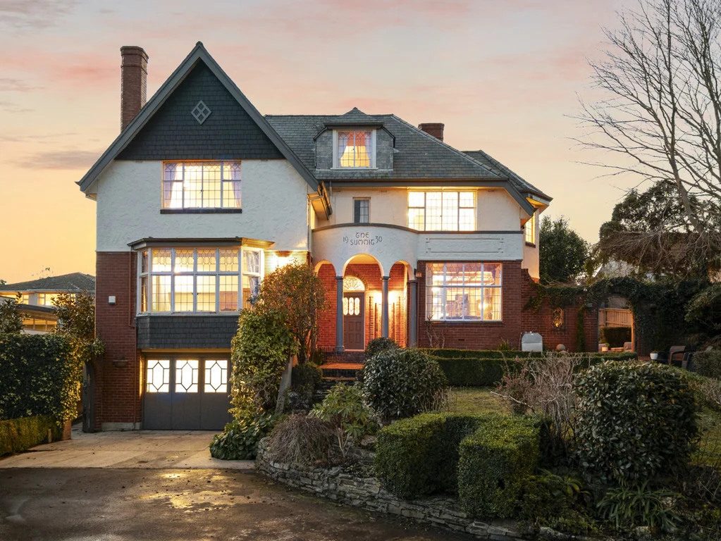 Roslyn 4房  "The Summit" - Historical Elegance