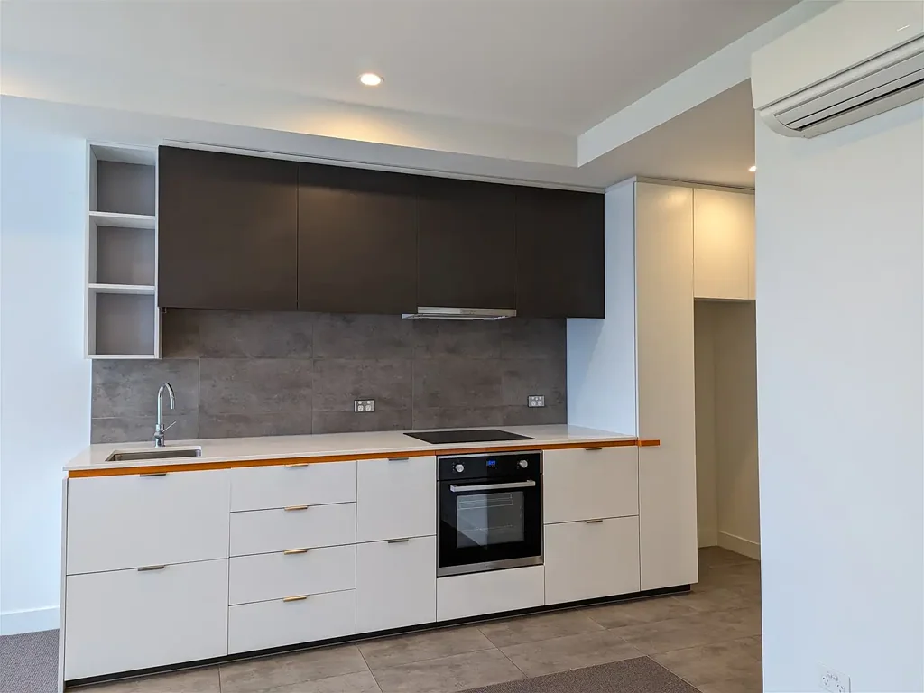 Stunning One Bed Plus Study