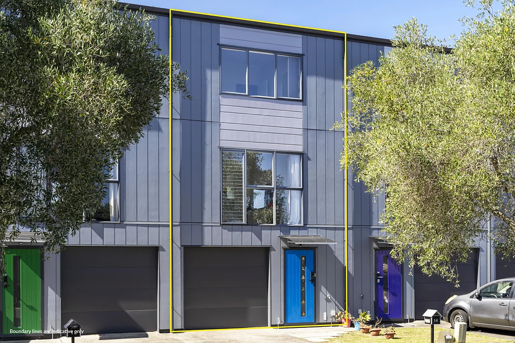 Manurewa 3 Bedroom Investment Or First Home : DREAM !