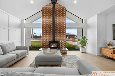 2 Ricketts Place, Bungendore, NSW 2621, 4 Bedrooms, 2 Bathrooms, House