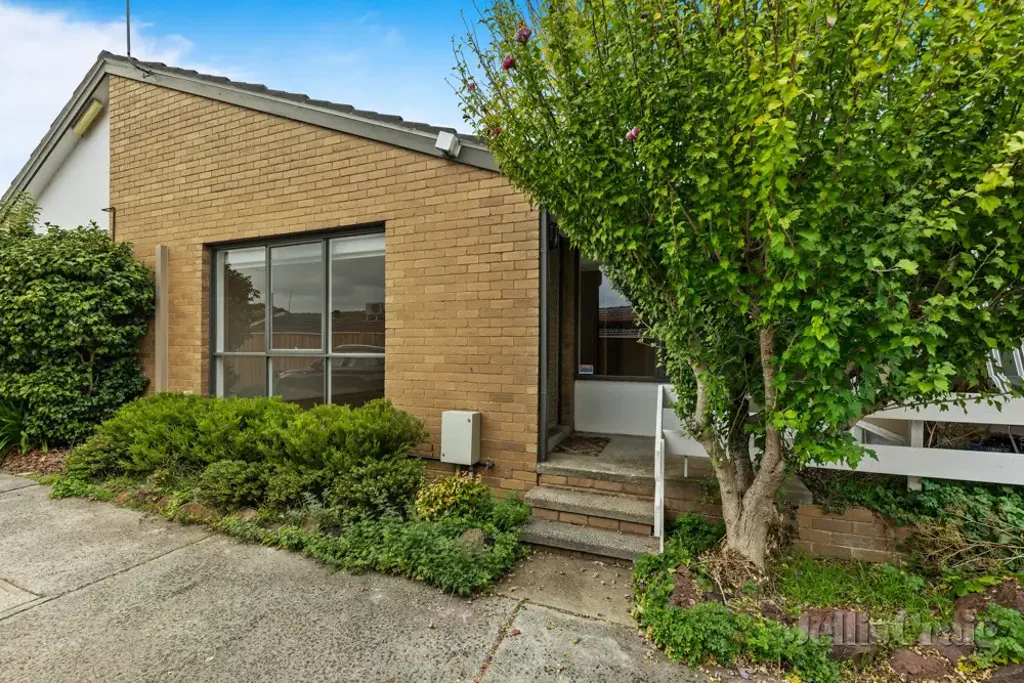 Light-Filled, Spacious and Superbly Located