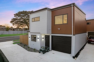 158A Pigeon Mountain Road, Half Moon Bay, Manukau City