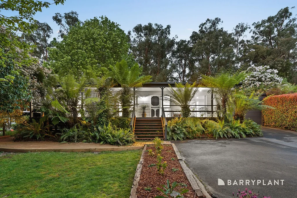 156 Emerald Monbulk Road, Emerald, VIC 3782