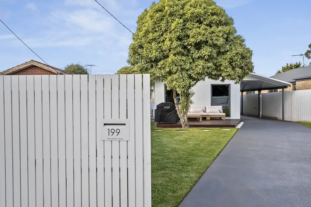 199 Seventh Avenue, Rosebud, VIC 3939