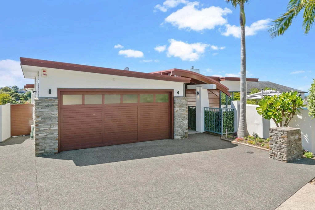 8 St Clair Place, Browns Bay, North Shore City, Auckland