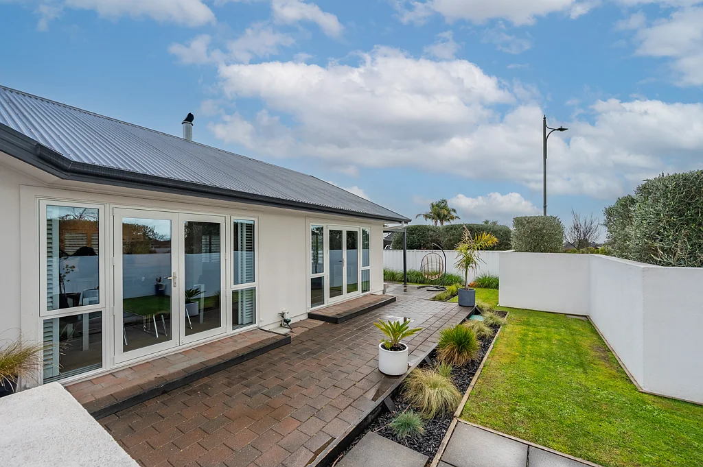 Havelock North 4ਬੈੱਡਰੂਮ Quintessential luxury living by the reserve