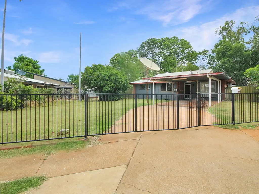 Katherine 3ਬੈੱਡਰੂਮ FAMILY HOME WITH ULTIMATE SHED!