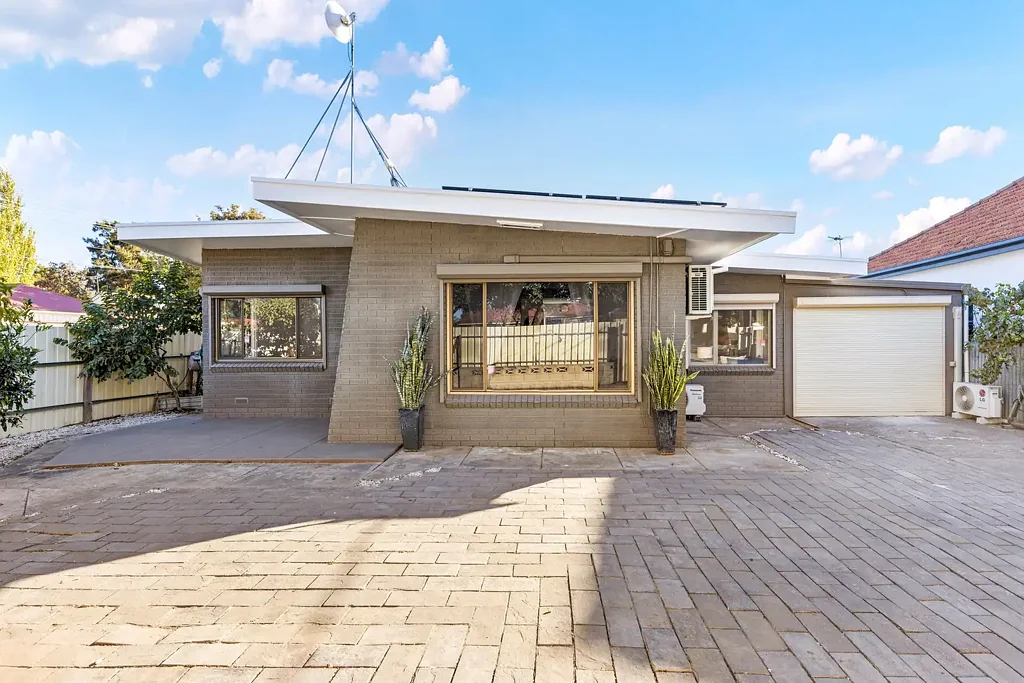 Croydon Park 3房  Reimagined Contemporary Living with Stylish Versatility in Croydon Park.