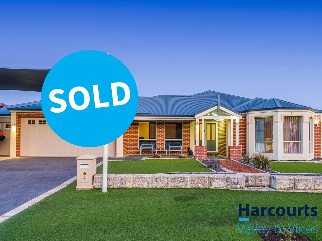4 Nouveau Turn, Aveley, WA 6069
