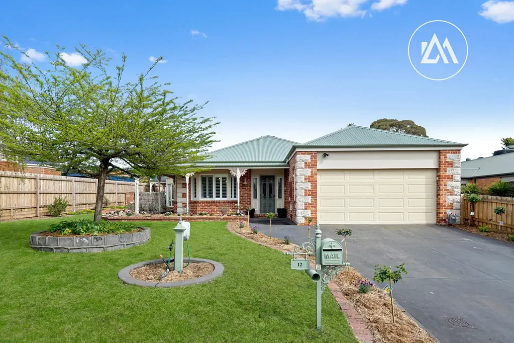 Langwarrin 4Kwarto Where Timeless Elegance Meets Everyday Convenience