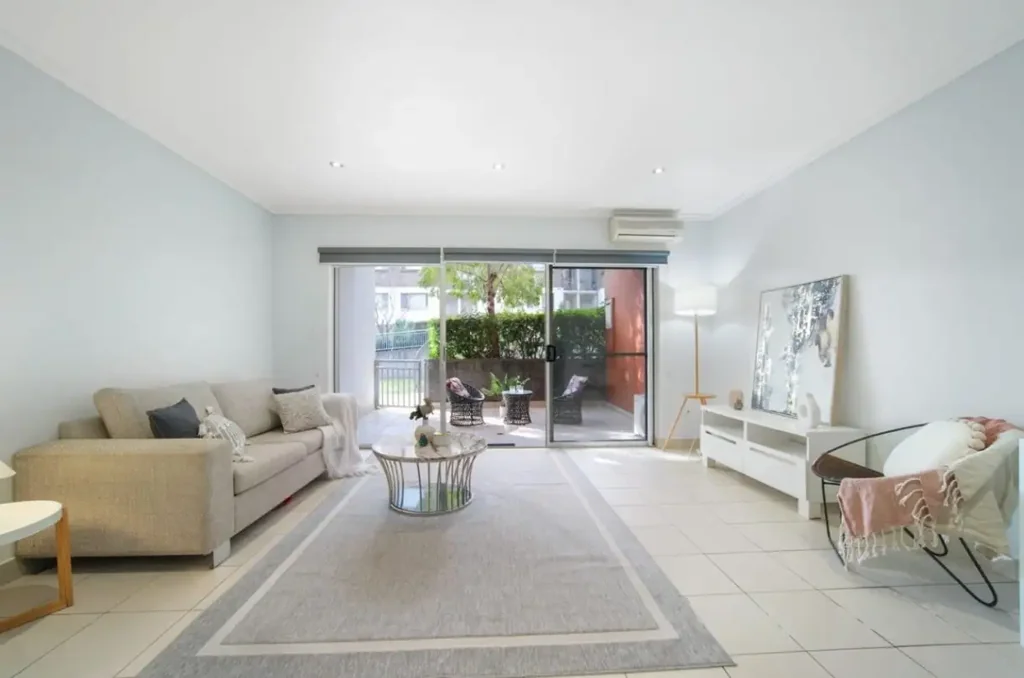 Modern Comfort & Convenience in the Heart of Homebush West