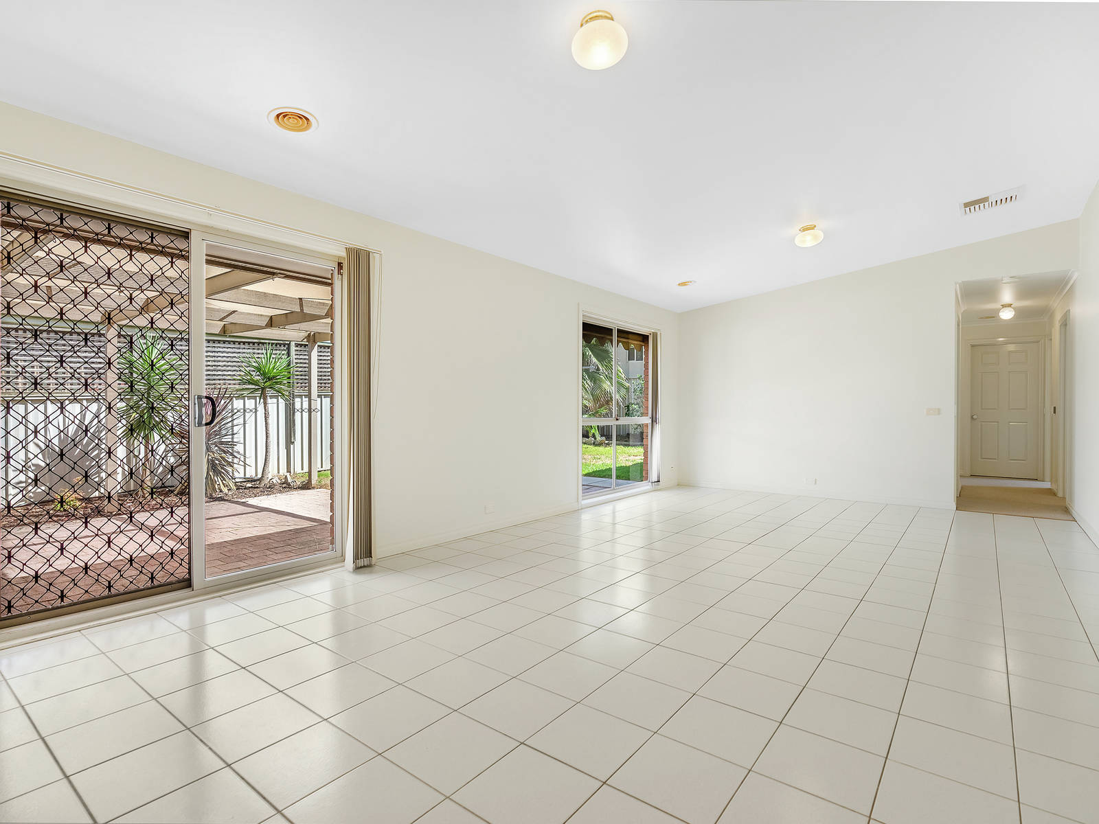 4 WRIGHT ST, GLENROY NSW 2640, 0 Kuwarto, 0 Banyo, House