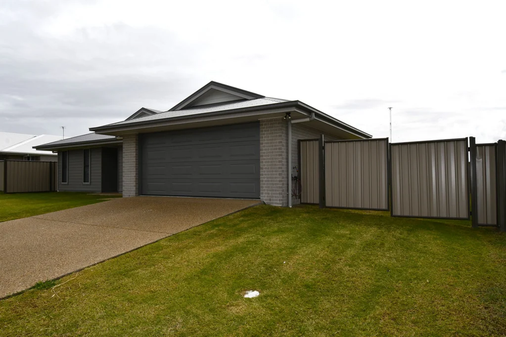 81 Lucas Street, Gracemere, QLD 4702