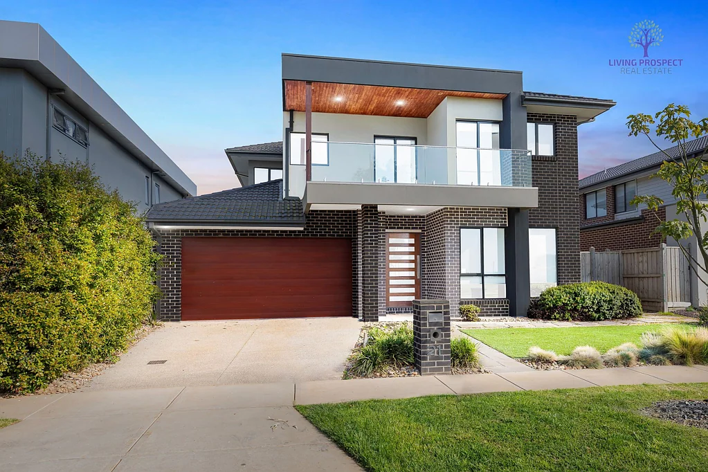 21 Catamaran Drive, Werribee South, VIC 3030