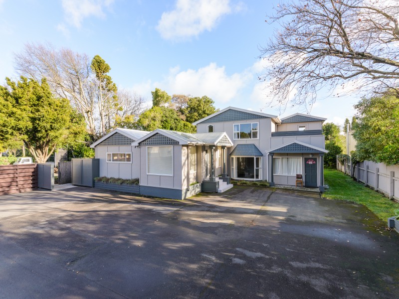 184 Fitzherbert Avenue, West End, Palmerston North, 8 ਕਮਰੇ, 4 ਬਾਥਰੂਮ