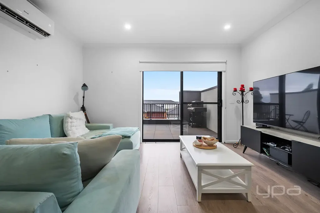 Rockbank 2 Slaapkamer IDEAL TOWNHOUSE IN GROWING LOCATION