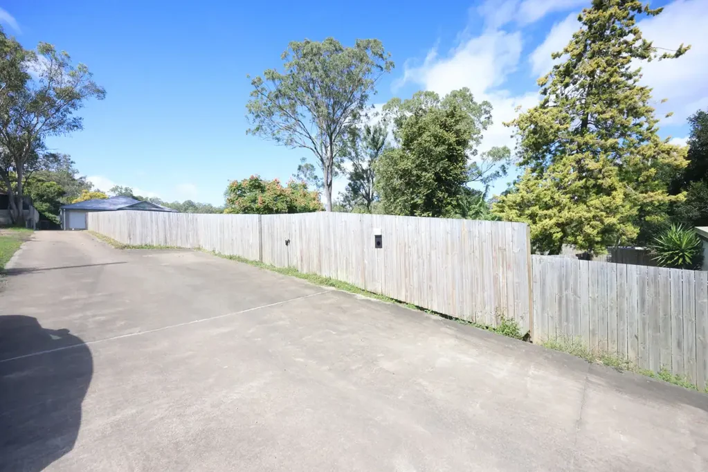Bellbird Park  Huge 1047sqm Block with 40m Frontage – Endless Possibilities in Bellbird Park!