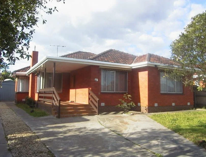 66 Riviera Road, Avondale Heights, North West Melbourne, 3 Bedrooms, 1 Bathrooms, House