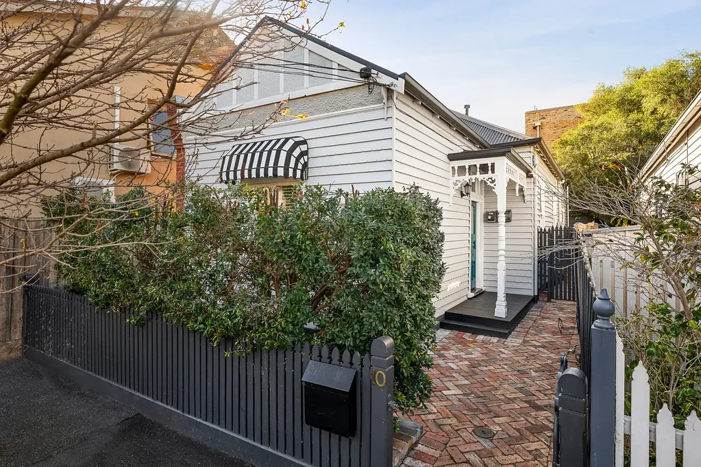 10 Lambert Grove, St Kilda East, VIC 3183