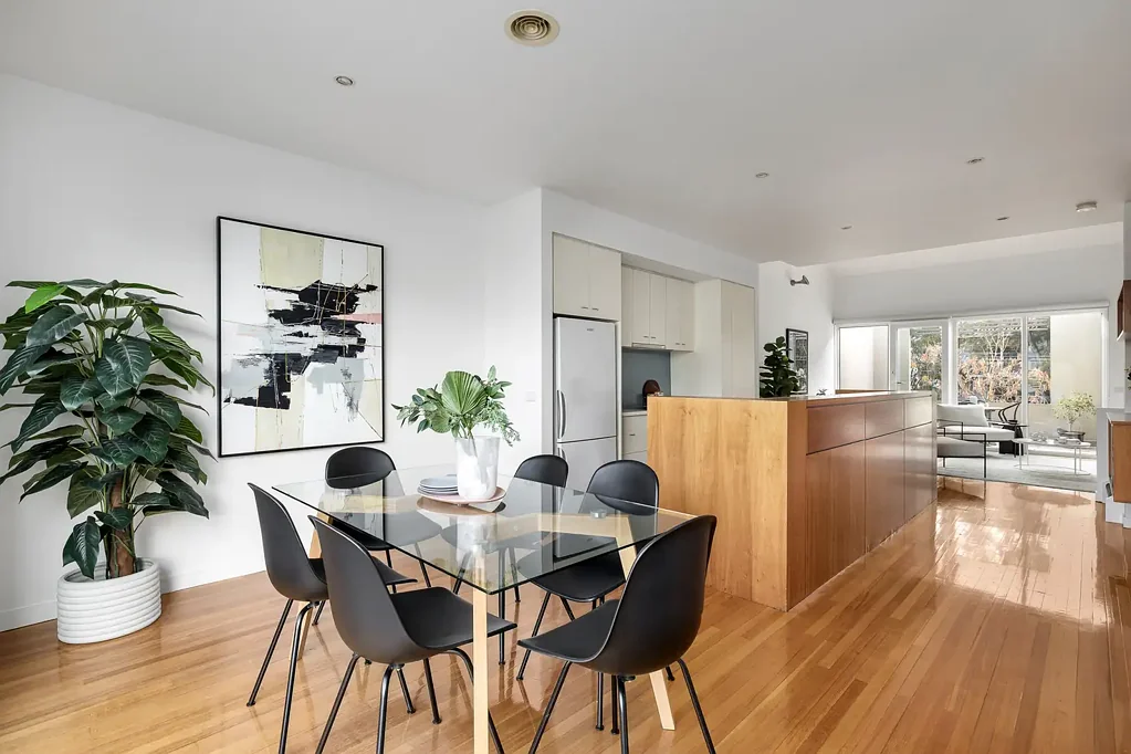 Prahran 3બેડરૂમ A Quiet Triumph in the Heart of Windsor