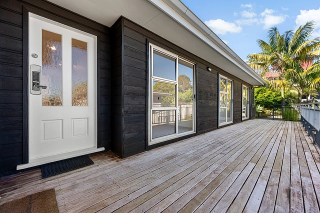 4 & 4A Lynngate Place, Hillcrest, North Shore City