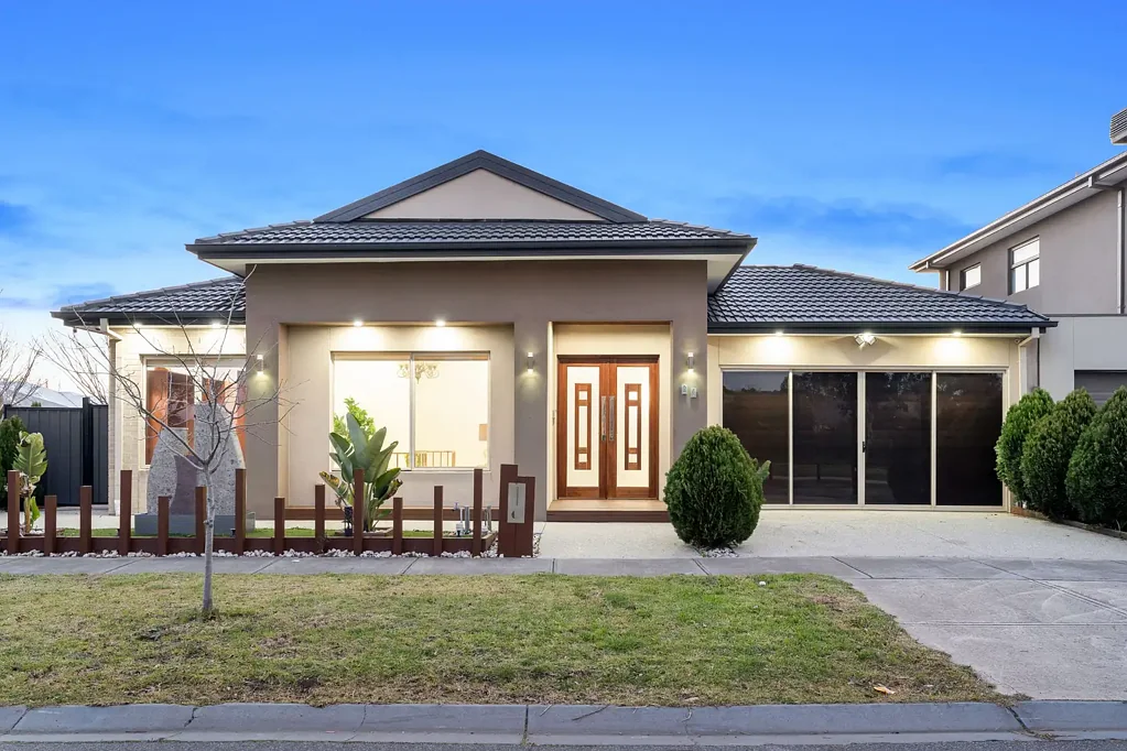 Craigieburn 4कमरा OPULENT FAMILY SANCTUARY IN THE RIGHT LOCATION
