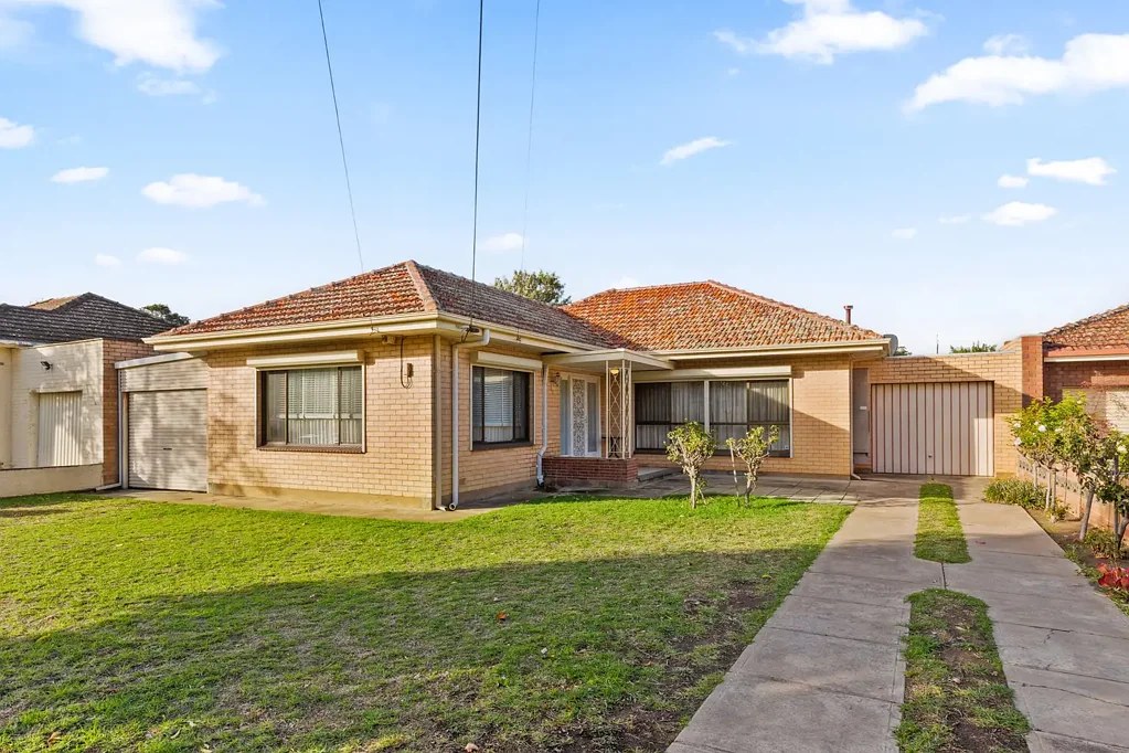 Welcome to Your Next Home - Comfort, Space, and Convenience in a Blue-Chip Adelaide Location