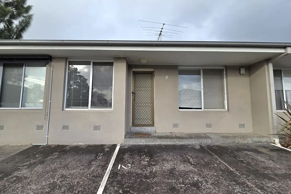 Inner North Living with Private Courtyard Convenience