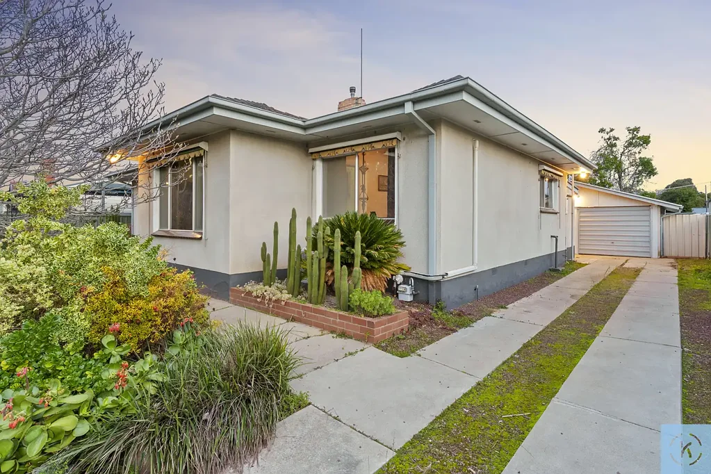 Cobram 4غرفة نوم Comfortable Family Living on a Generous Block