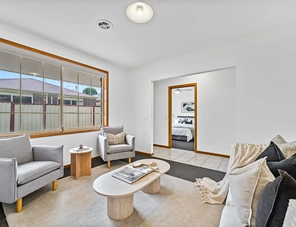 2/328 Pascoe Vale Road, Essendon, VIC 3040, 2房, 1浴, House