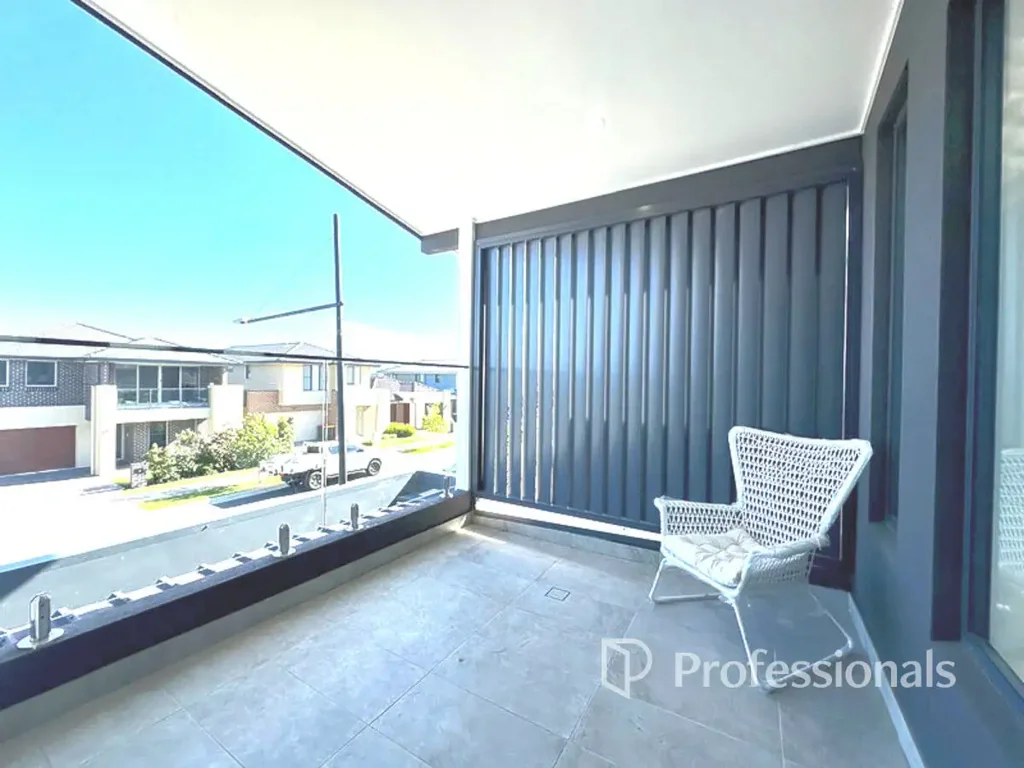 ** Deposit Received Open Home Cancelled **  Luxury 5 Bedroom Home in Marsden Park