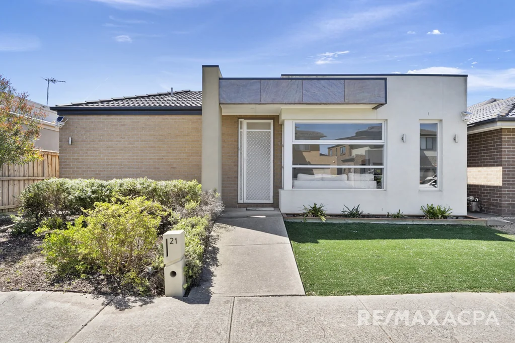 21 Fireside Avenue, Point Cook, VIC 3030