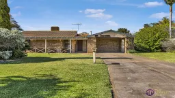 15 Crest Court, Thornlie