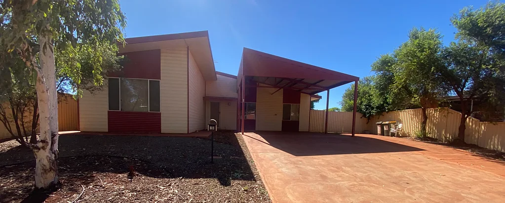 Newman 4 Bedroom Amazing Company Accommodation/ Family Home!