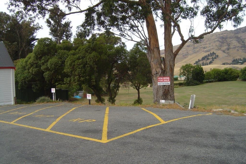 Commercial Banks Peninsula