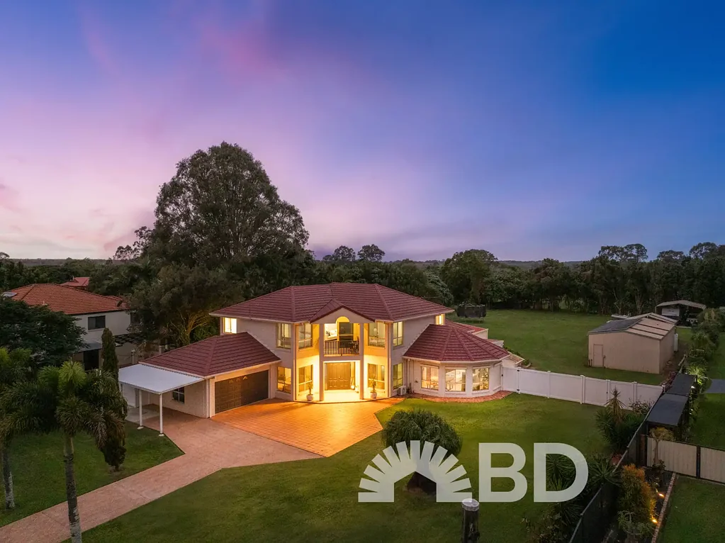 Burpengary East 6ห้องนอน Grand Family Living on a Massive Block - 6 Bedroom Retreat in Burpengary East