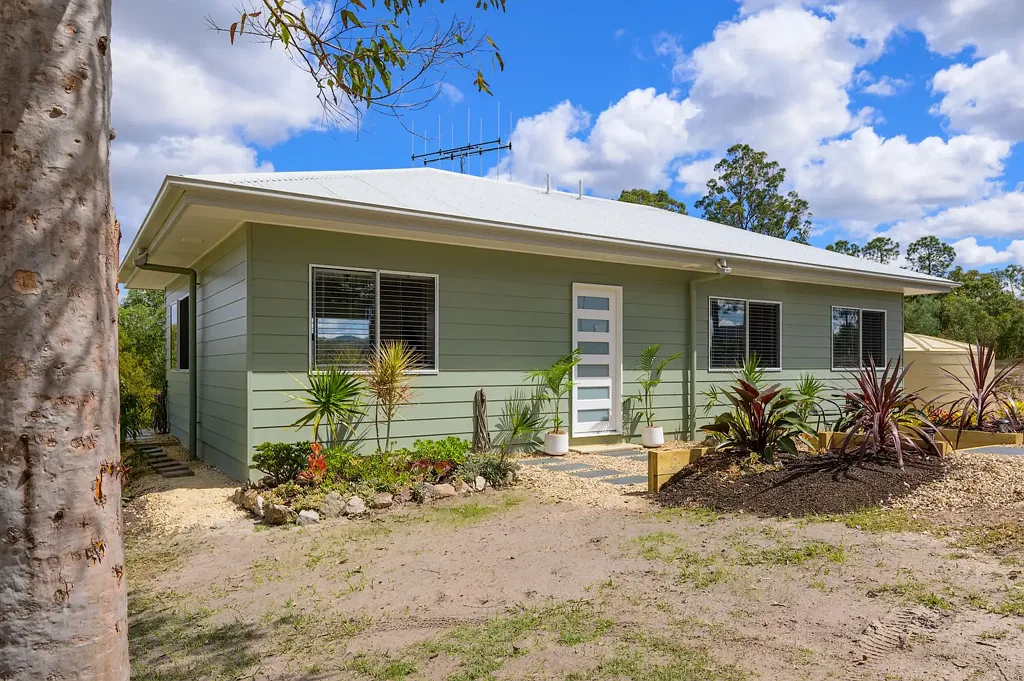 413 Arborfive Road, Glenwood, QLD 4570