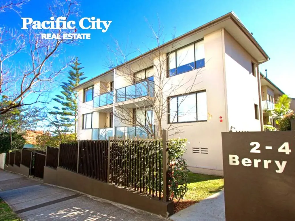 North Sydney EXECUTIVE LIVING IN CENTRAL OF NORTH SYDNEY CBD
