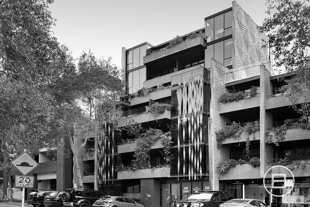 Collingwood 2房 一楼采光优越 私人露台宽敞 新旧社区交织 优质石材电器 专业人士首选 屋顶泳池设施 咖啡馆近在咫尺 墨尔本活力生活 Private Negotiation