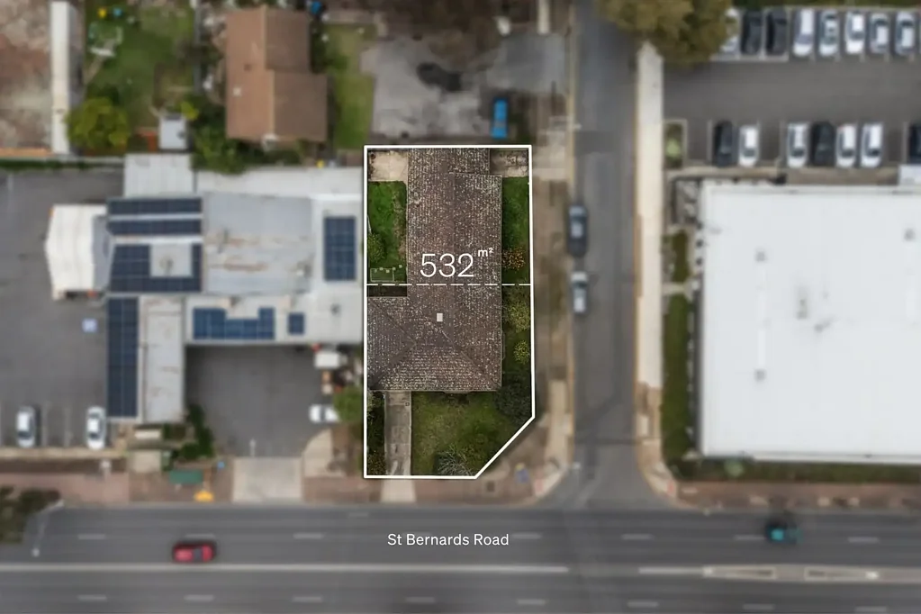 Rostrevor 4房  Two Homes, Two Titles, One Opportunity on Prime Rostrevor Allotment.