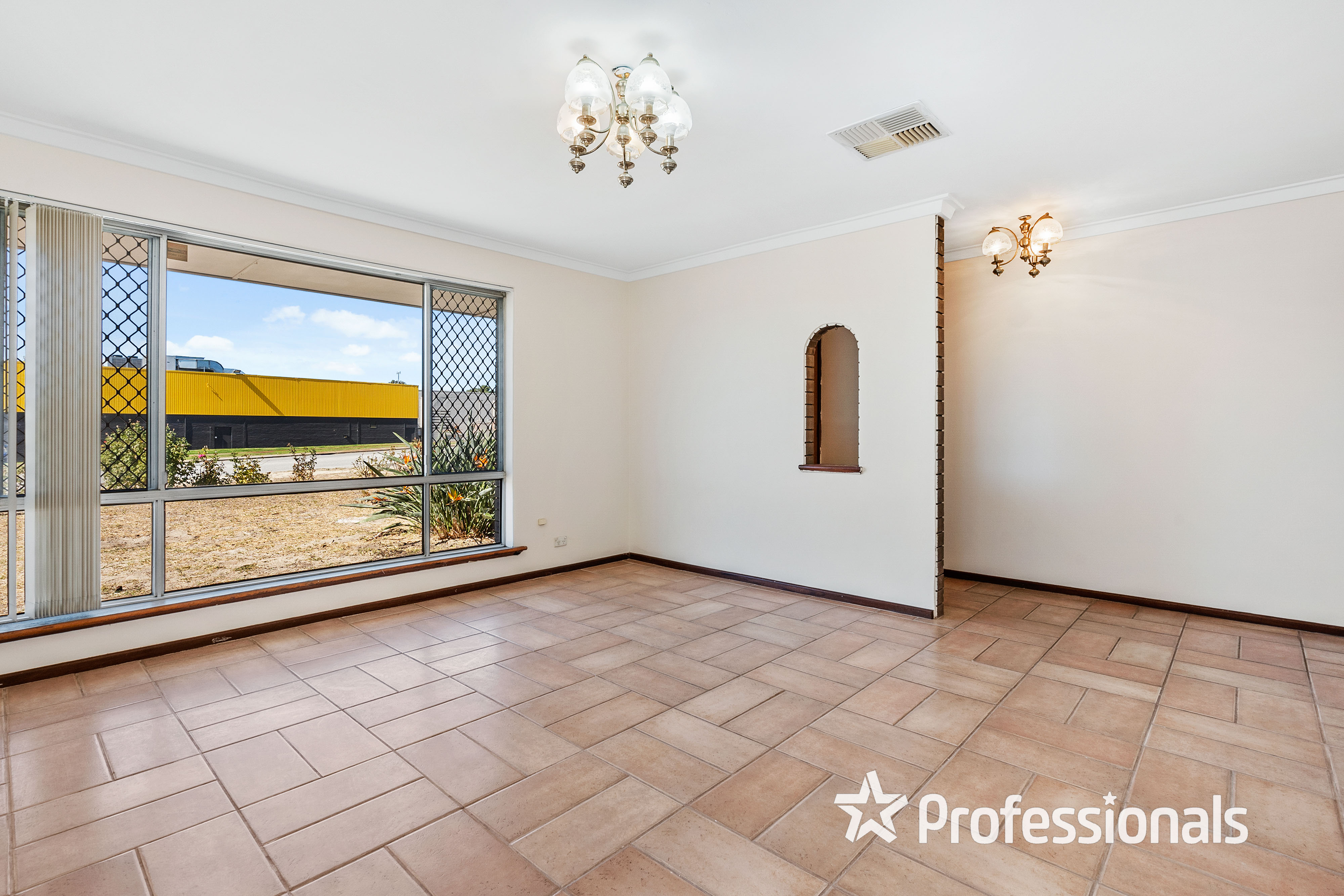 11 BALGONIE AV, GIRRAWHEEN WA 6064, 0房, 0浴, House