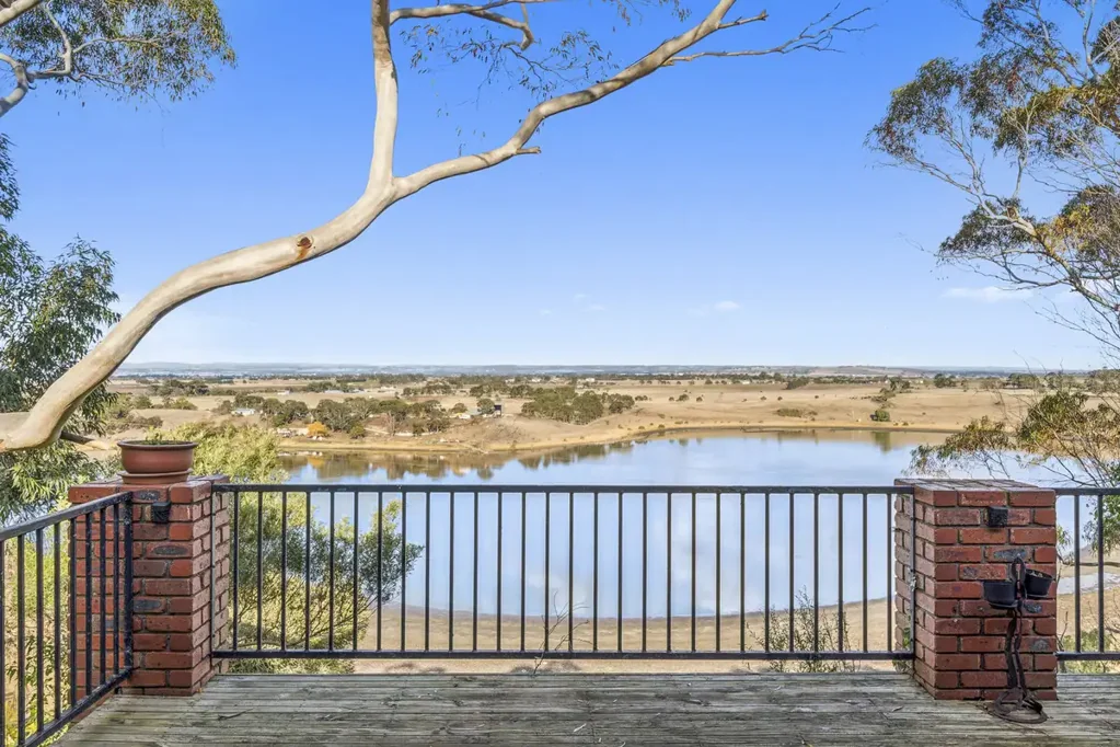 Alvie LAKEVIEW RETREAT