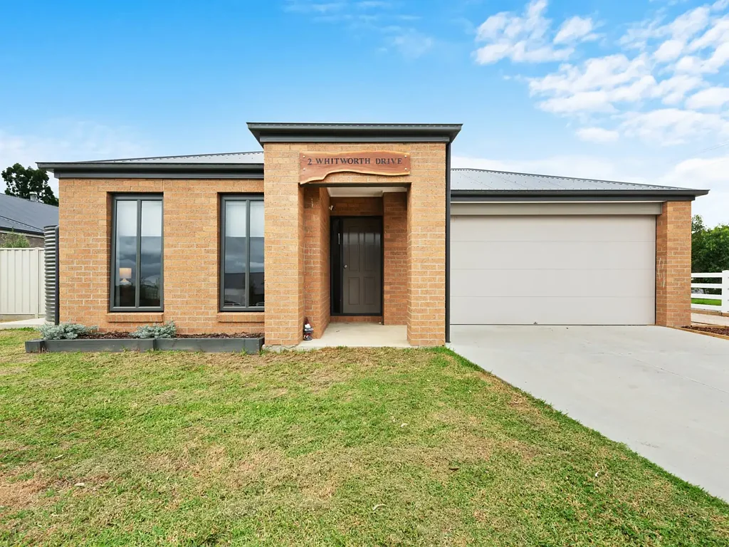 2 Whitworth Drive, Nicholson, VIC 3882