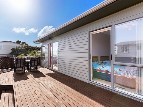 Johnsonville 3部屋 Sun Drenched, Versatile & Convenient