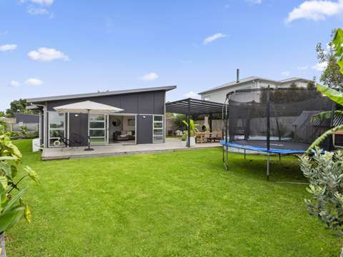 Raglan 3房  Spacious, Family-Friendly Living!