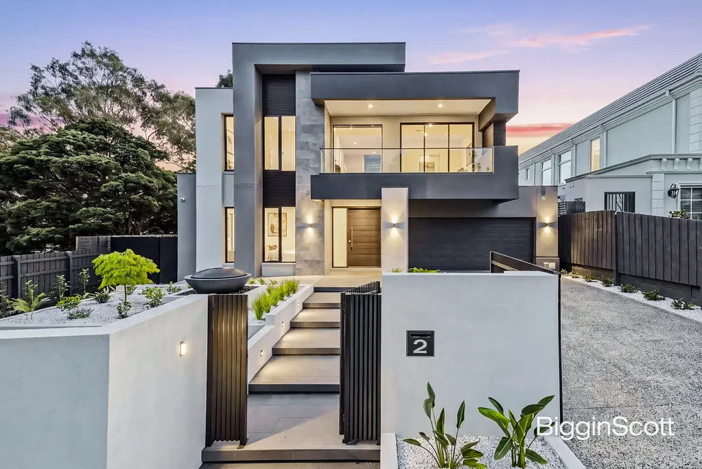 Mount Waverley 5Kwarto BRAND-NEW ARCHITECTURAL LUXURY WITH PARKSIDE SERENITY!