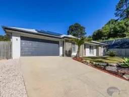 46 Hoop Pine Circuit, Maudsland