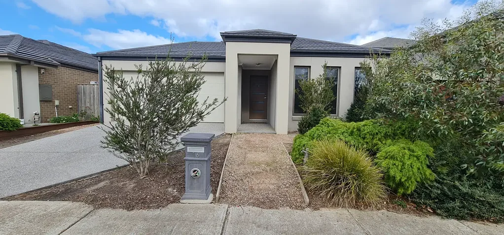 Great home in the Family Friendly Kingwell Estate – Williams Landing