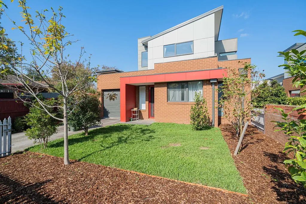 Perfect family lifestyle in boutique easy-care setting