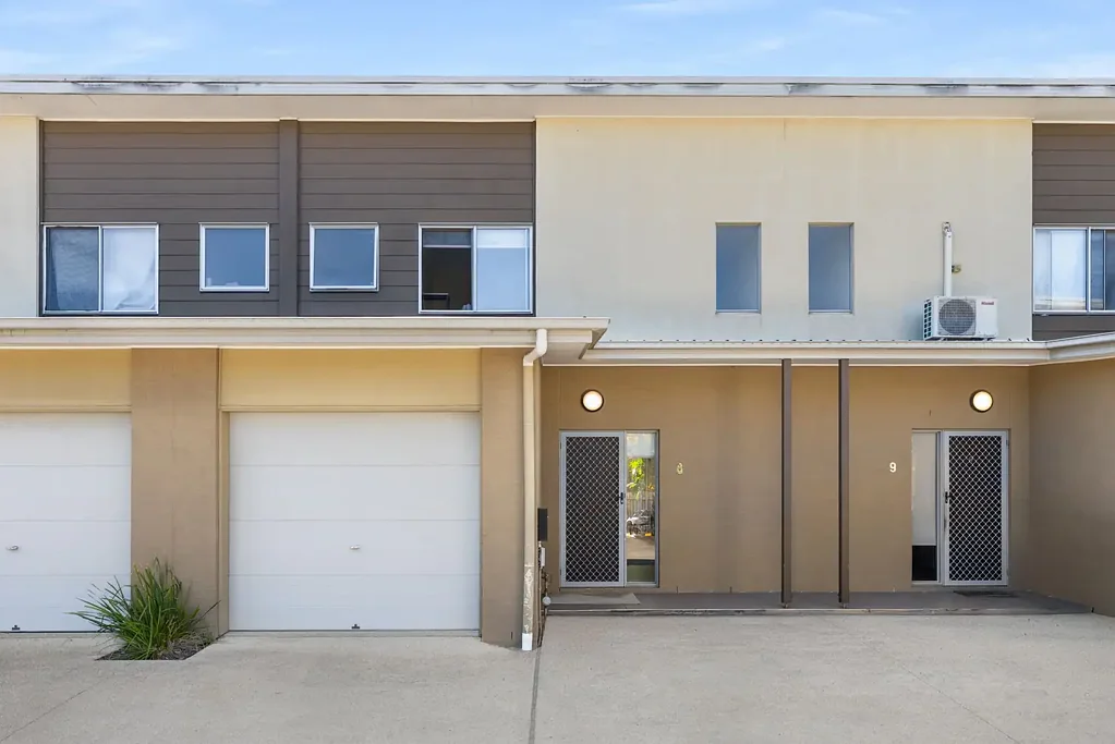 Kingston 3ห้องนอน Modern, Low-Maintenance Living in Kingston